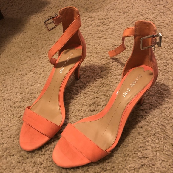 Gianni Bini ankle strap heels - Picture 2 of 8